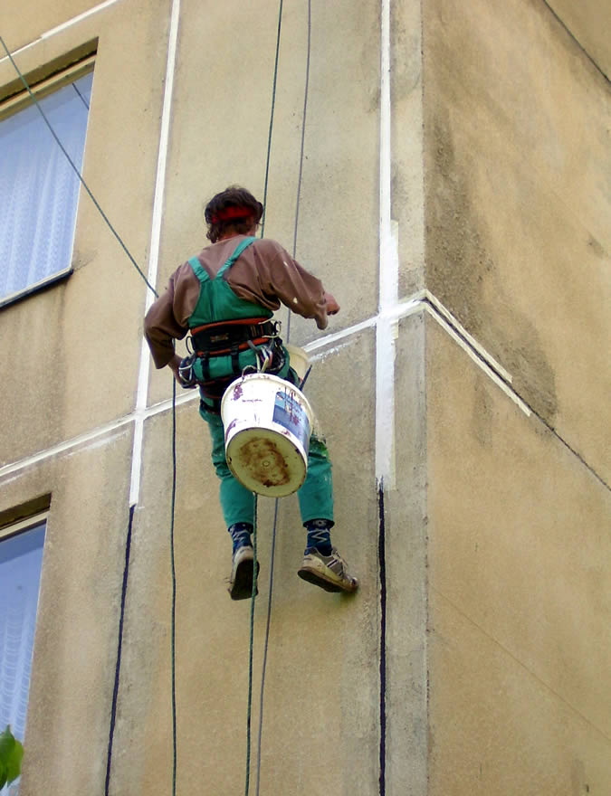 Josef Nestler - Spárování paneláku Ústí nad Labem 2